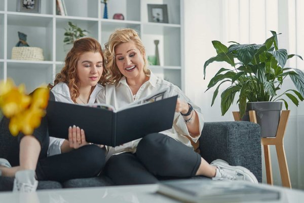 Personnaliser un album photo noir: astuces créatives